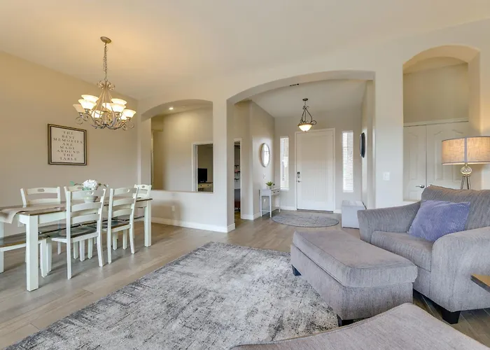 4 Mi To Riparian Preserve: Abode W/ Hot Tub Holiday home *