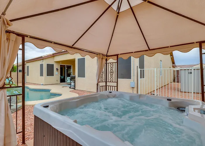 4 Mi To Riparian Preserve: Abode W/ Hot Tub Holiday home Mesa